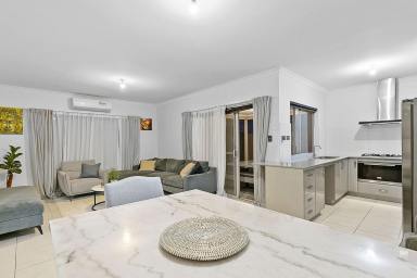 Villa For Sale - WA - Bedford - 6052 - Private Middle Villa with No Strata Fees  (Image 2)