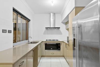 Villa For Sale - WA - Bedford - 6052 - Private Middle Villa with No Strata Fees  (Image 2)