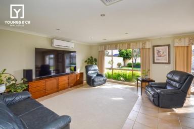 House For Sale - VIC - Mooroopna - 3629 - Immaculate Home in One of Mooroopna’s Finest Court Locations!  (Image 2)