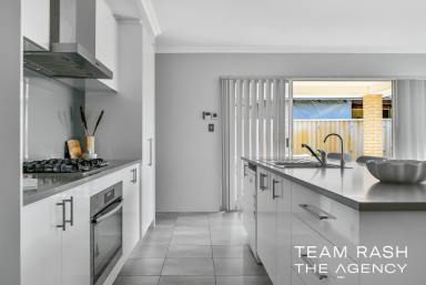 House For Sale - WA - Embleton - 6062 - Modern Family Living in a Prime Embleton Location!  (Image 2)