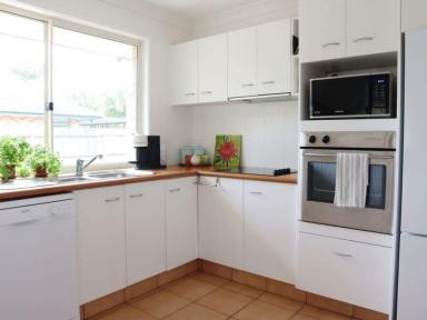 House Leased - QLD - Mountain Creek - 4557 - Spacious Mountain Creek home with multiple living spaces and three bathrooms  (Image 2)