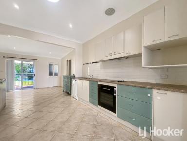 House For Sale - NSW - Inverell - 2360 - Feature-Packed Home with Style, Space & Serenity  (Image 2)