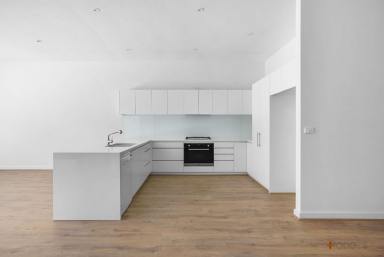 House Leased - VIC - Sandringham - 3191 - PRIVATE INSPECTIONS AVAILABLE - CONTACT AGENT  (Image 2)