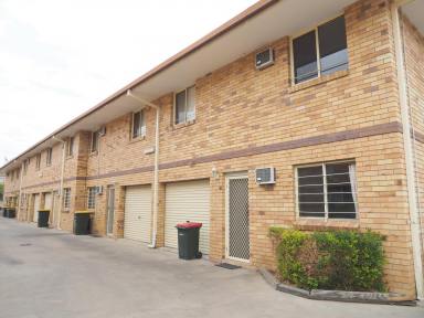 Unit For Sale - NSW - Moree - 2400 - LOCATION, LOW MAINTENANCE AND LIFESTYLE  (Image 2)