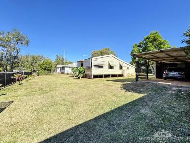 House For Sale - QLD - Mareeba - 4880 - COTTAGE, GREAT BLOCK, PRIME LOCATION!  (Image 2)