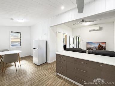 House For Sale - QLD - Mareeba - 4880 - COTTAGE, GREAT BLOCK, PRIME LOCATION!  (Image 2)
