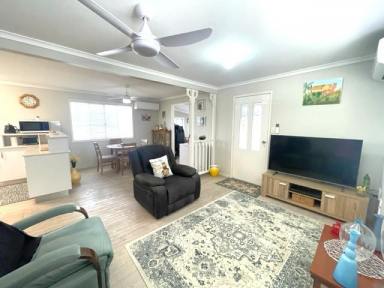 House For Sale - QLD - Urangan - 4655 - Coastal Living Made Easy - Beautiful Home in Over 50's Lifestyle Village  (Image 2)