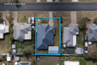 House For Sale - QLD - Crows Nest - 4355 - Prestigious Executive home, with views and a large shed.  (Image 2)