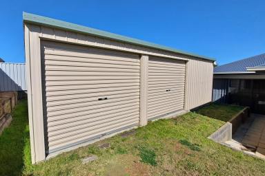 House For Sale - QLD - Crows Nest - 4355 - Prestigious Executive home, with views and a large shed.  (Image 2)