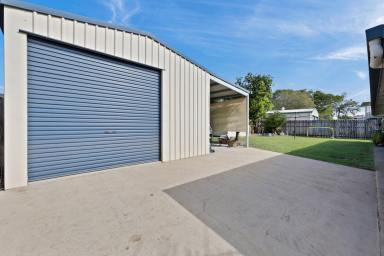House For Sale - QLD - Beaconsfield - 4740 - Large Family Home in sought-after suburb  (Image 2)