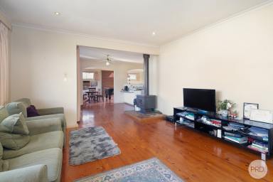 House For Sale - VIC - Redan - 3350 - Redan Gem With Room To Shine  (Image 2)
