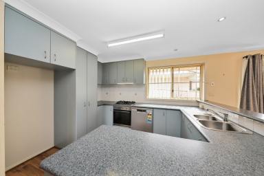 House For Sale - NSW - Tumut - 2720 - Brick Beauty!  (Image 2)