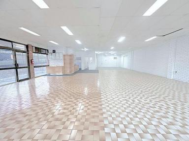 Retail For Sale - QLD - Kingston - 4114 - For Lease: Large block Commercial building with heaps potentials (Image 2)