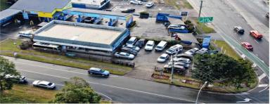 Retail For Sale - QLD - Kingston - 4114 - Large block Commercial building with heaps potentials  (Image 2)