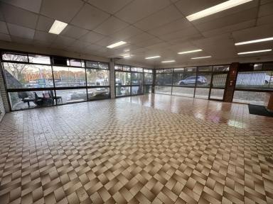 Retail For Sale - QLD - Kingston - 4114 - Freestanding commercial sought after location - Great potential Commercial building  (Image 2)