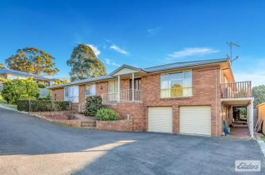House For Sale - VIC - Warragul - 3820 - Location, Views and Room to Move  (Image 2)