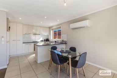 Unit For Lease - VIC - White Hills - 3550 - Walk to Lake Weeroona, Live in Comfort  (Image 2)