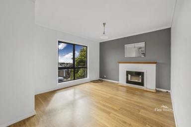House For Sale - TAS - Montello - 7320 - Endless Possibilities on View  (Image 2)