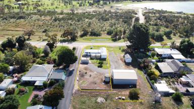 House For Sale - VIC - Ouyen - 3490 - Successful Airbnb!  (Image 2)