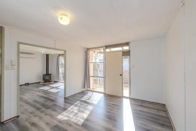 House For Sale - VIC - Ouyen - 3490 - How does a 9%-10% return sound?!  (Image 2)