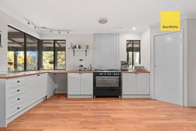 House For Sale - WA - Bridgetown - 6255 - Idyllic Country Retreat on 5 Acres  (Image 2)