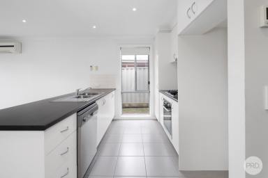 House For Sale - VIC - Mitchell Park - 3355 - Vacant, Modern, And Move In Ready!  (Image 2)