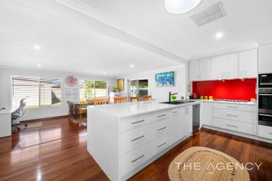 House For Sale - WA - Safety Bay - 6169 - Location Meets Charm + Huge Workshop  (Image 2)