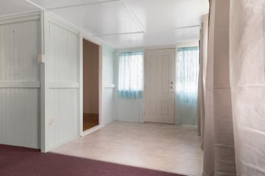 House For Lease - QLD - Newtown - 4305 - Perfect Blend of Charm and Functionality in Quiet Street  (Image 2)