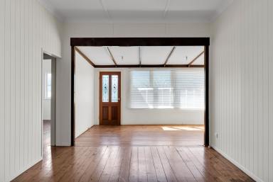 House For Lease - QLD - Harristown - 4350 - Renovated Family Home  (Image 2)