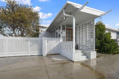 House For Lease - VIC - Apollo Bay - 3233 - Coastal Home with a Modern Twist  (Image 2)