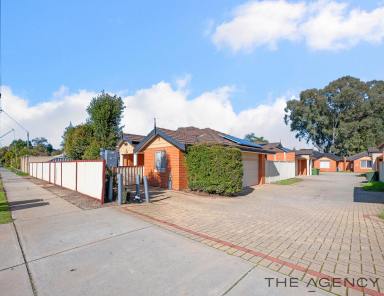 House For Sale - WA - Cloverdale - 6105 - FAMILY HOME  (Image 2)
