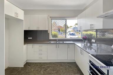 House Leased - NSW - Dubbo - 2830 - Four-Bedroom Home in Central South Dubbo  (Image 2)