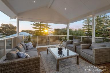 House For Sale - WA - Singleton - 6175 - LUXURY COASTAL LIVING  (Image 2)