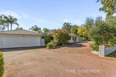 House For Sale - WA - Lesmurdie - 6076 - Feature Packed Family Package  (Image 2)