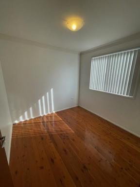 House For Lease - NSW - Kiama Downs - 2533 - Freshly Painted 3-Bedroom Home in Sought-After Kiama Downs  (Image 2)