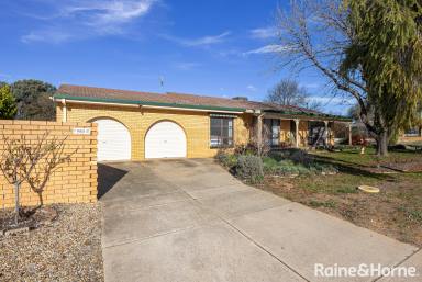 House For Lease - NSW - Lake Albert - 2650 - QUIET LIVING IN LAKE ALBERT  (Image 2)