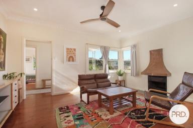 House For Sale - NSW - Glenroy - 2640 - LIGHT & BRIGHT NORTHERLY ASPECT  (Image 2)