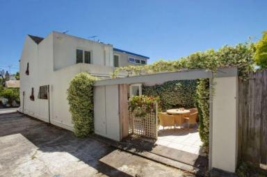 House For Lease - NSW - Woollahra - 2025 - Oversized terrace in prime position  (Image 2)