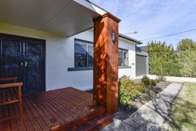 House For Sale - SA - Millicent - 5280 - Solid Limestone Home on a Generous Allotment in a Prime Location  (Image 2)