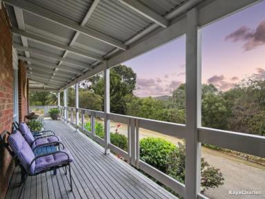 House For Lease - VIC - Berwick - 3806 - A Rare  Opportunity to lease this hidden treasure in the Heart of Berwick 12 month lease on offer..  (Image 2)
