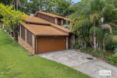 House Leased - NSW - Balgownie - 2519 - Spacious Five-Bedroom Home with Stunning Escarpment Views and Multiple Living Areas  (Image 2)