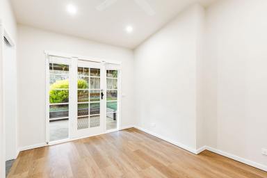 House For Sale - VIC - Bendigo - 3550 - Convenient Living in a Prime Bendigo Location  (Image 2)