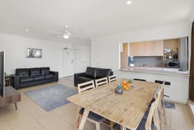 Apartment For Sale - QLD - Surfers Paradise - 4217 - Unbeatable Value! Level 7 Beachfront Apartment in Iconic Focus Building – Investor’s Dream  (Image 2)