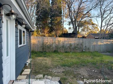 Flat For Lease - NSW - Bowral - 2576 - Newly Renovated Cottage  (Image 2)