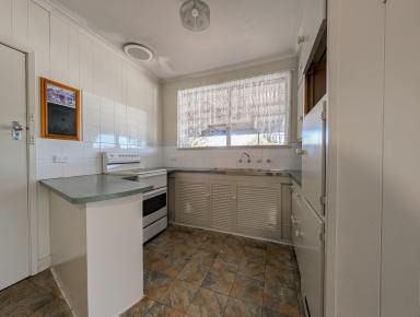 House For Sale - VIC - Kerang - 3579 - Affordable & Tidy 3-Bedroom Home in Quiet Court Location  (Image 2)
