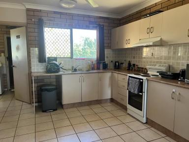 Flat For Lease - QLD - Ingham - 4850 - BREAK LEASE -  Excellent Unit In Town  (Image 2)