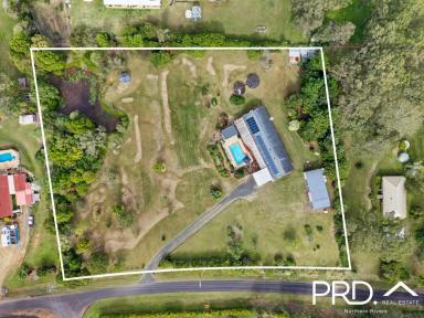 House For Sale - NSW - North Casino - 2470 - Entertainer's Delight! - Small Acreage Lifestyle  (Image 2)