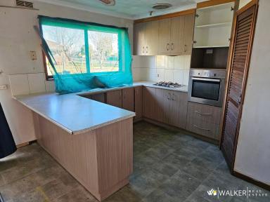 House For Sale - VIC - Kyabram - 3620 - EXPRESSIONS OF INTEREST – CLOSES 5PM TUESDAY 2nd SEPTEMBER 2025  (Image 2)