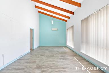 House For Sale - WA - Rockingham - 6168 - UNIQUE OPPORTUNITY : ACT NOW!  END DATE SALE 28/8/25  (Image 2)