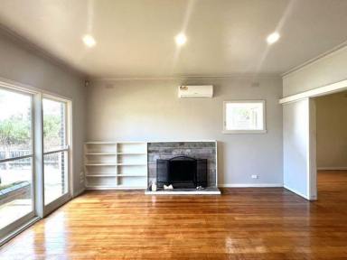 House Leased - VIC - Mordialloc - 3195 - 3 Bed House For Lease in Mordialloc: within 1km to the beach! (Image 2)